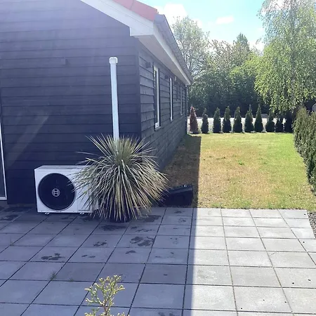 5 Star In Vaeggerlose Dom wakacyjny Bøtø By